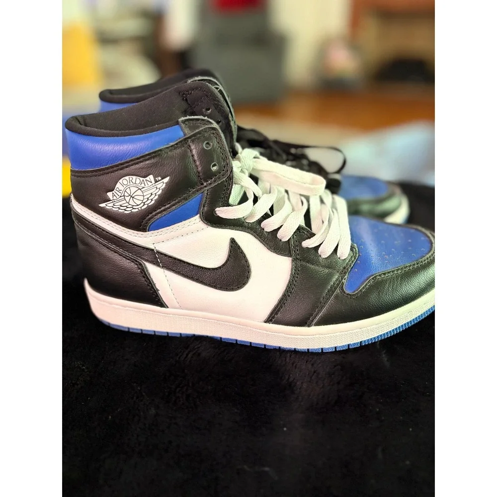 Nike Air Jordan 1 Retro High OG Royal Toe Black White Blue 555088041 Mens Size 7